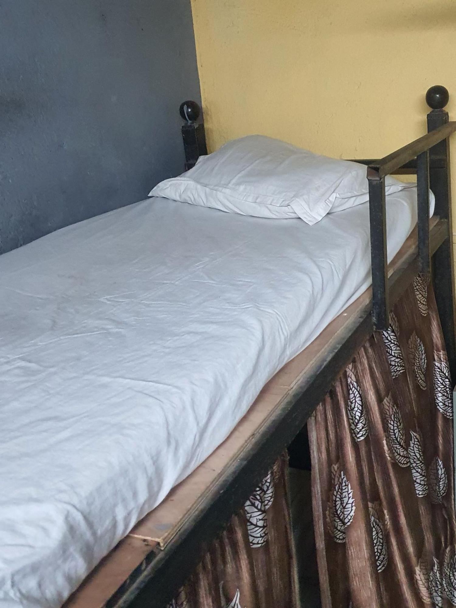 Bapuji Dormitory Hostel Mumbai Dış mekan fotoğraf
