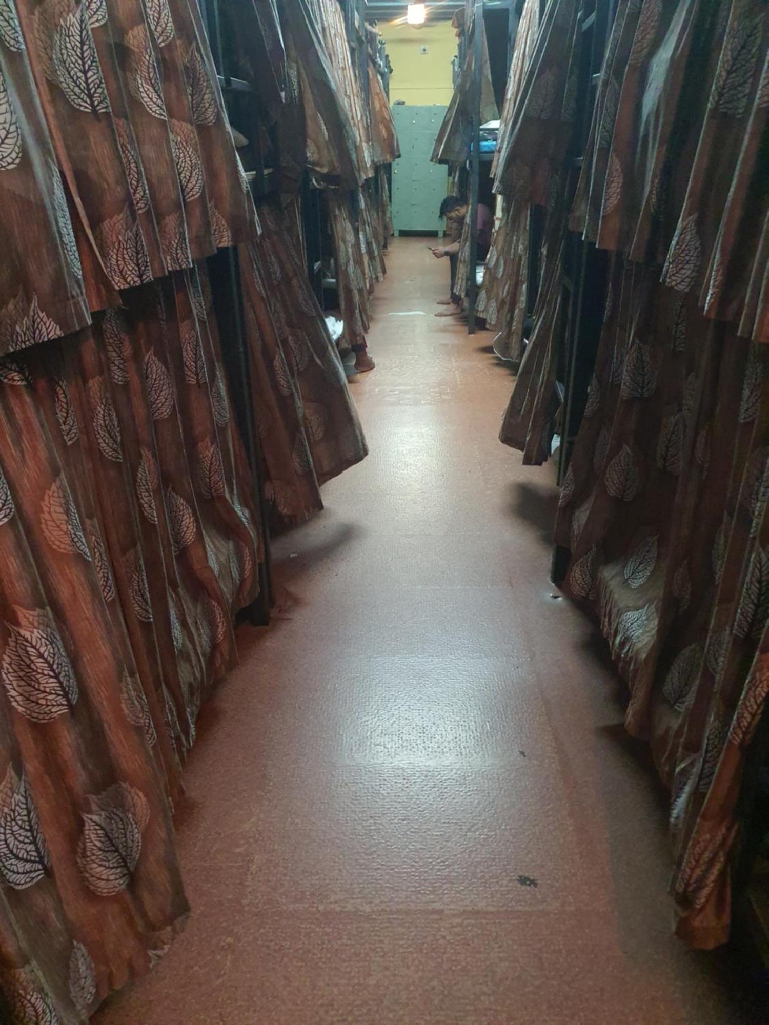 Bapuji Dormitory Hostel Mumbai Dış mekan fotoğraf