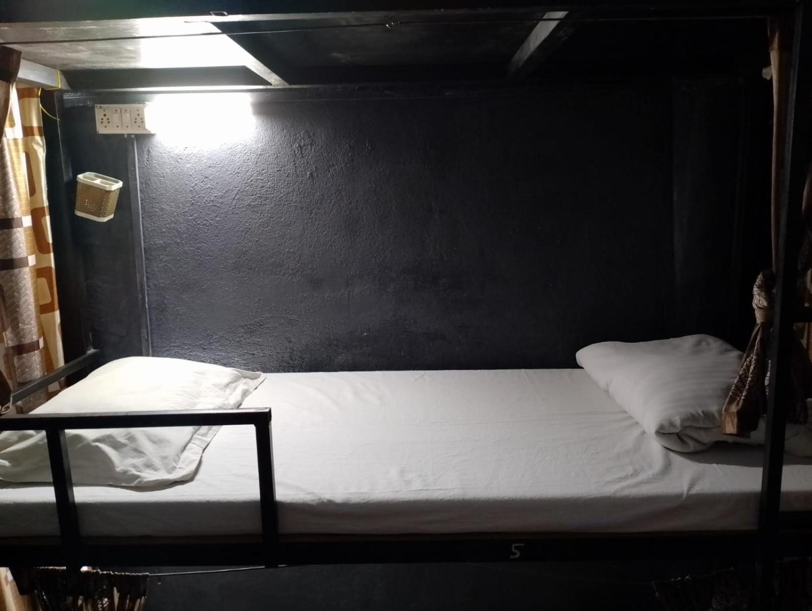Bapuji Dormitory Hostel Mumbai Dış mekan fotoğraf